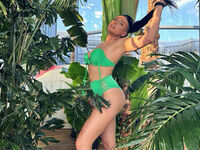 BritneyZeen