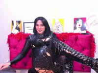 Dare to get into my room and run the risk of mad with passion with all the curiosity and pleasure I have to give you