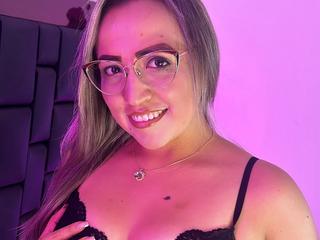 MiiaBlond316