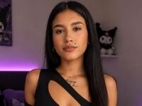 naked camgirl picture CherryMyla