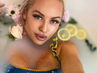 livecam photo IsabellaSaturn