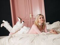 adult live cam MilaKlark