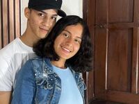 hot cam couple spreading pussy CnadyAndOliver