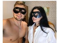 adult couple livecam MaximilianMila