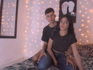 adult couple sex cam SarahandMarck