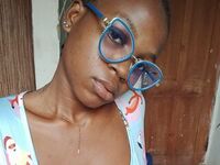bdsm camwhore DahNorah