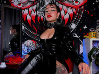 domina web cam live YvieMoon