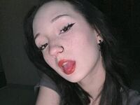 chat room photo AccaBelow