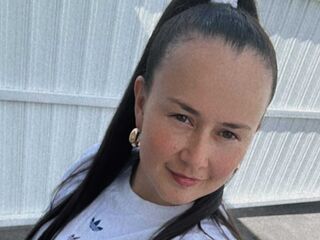 camgirl chatroom AdaraVelvet