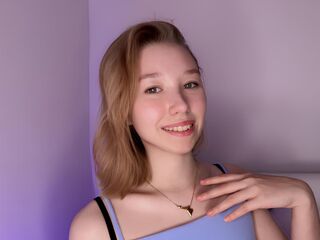 camgirl showing pussy AgataMay