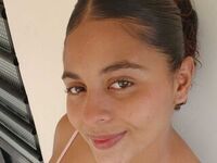 cam girl playing with vibrator AlanaRiveraa