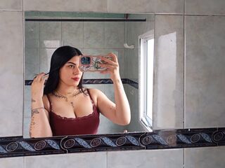 adult chatroom AlisonAby
