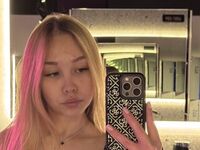 sexy webcam girl AllureAngel