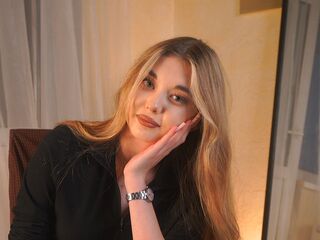 nude webcam girl photo AlonaYouell