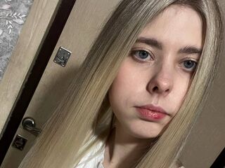 naked webcam girl fingering AmariSpinger