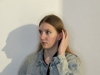 jasmin cam model AmiEllert