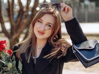 masturbating cam girl AnnetteGoldstein