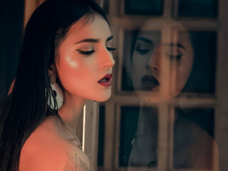 hot video chat ArethaWhite