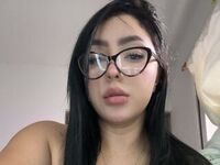 masturbating webcamgirl AriaLaurents