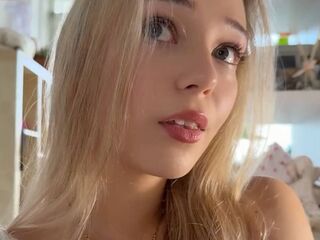 naughty webcamgirl BernieceFrisch