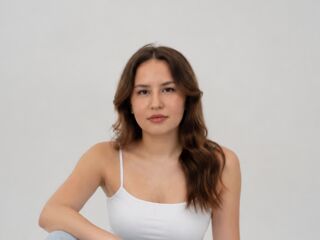 fingering girl cam picture BetteDesfosses