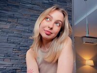 cam girl masturbating with vibrator BlytheGoldston