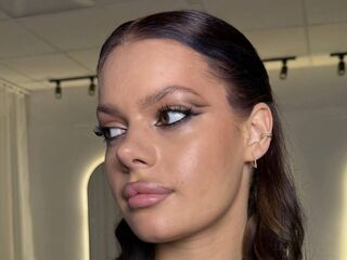 beautiful webcamgirl BrittaGienger
