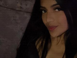 adultcam pic CamyRoux