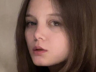 naked camgirl fingering pussy CarolinaHribar