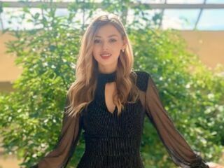 webcamgirl chatroom CharlotteReimer