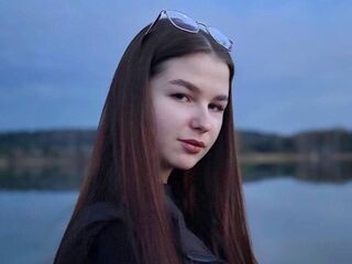 naked webcam girl photo ChiekoLona