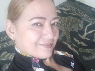 nude cam girl picture ClauTaylor