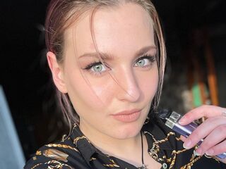 nude webcamgirl pic CristaStwell