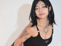 live chat DarlaKing