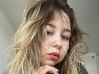 hot webcam DebraCooper