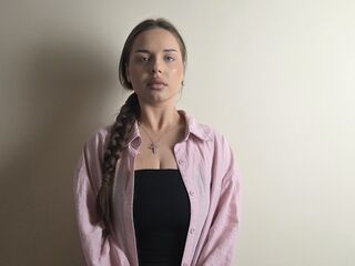 live webcam girl DelenaCouts