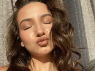 webcamgirl chat DinaSweeny