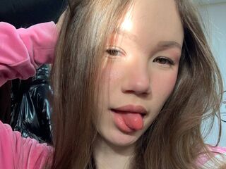 cam slut video chat DominicaAuerbach