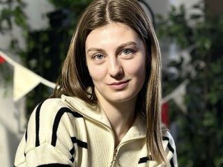 cam slut chat room DonnetteHolck