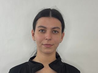 masturbating camgirl EleanoraBarners