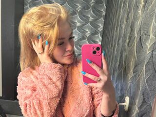 live cam show ElizabethCamaro