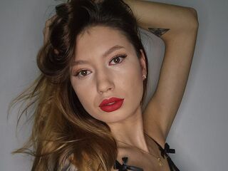 Kinky webcam ElliaBellamy