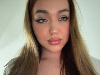 girl naked EmilyMiller