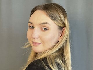 hot girl live web cam FloraBrenden