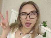 shaved pussy webcam FloraSelt