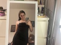 cam girl playing with vibrator FobyFever