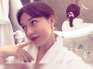 nude cam pic GudrunManzone