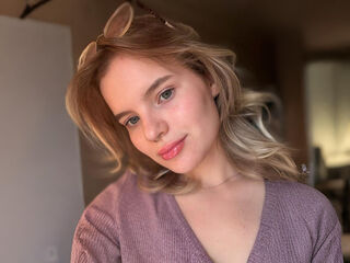 girl cam sex HeidyNemzin