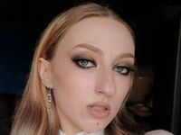 live chatroom HenriettaFare