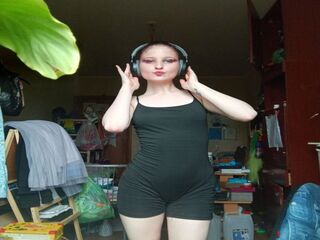 camslut masturbating HolliyBells